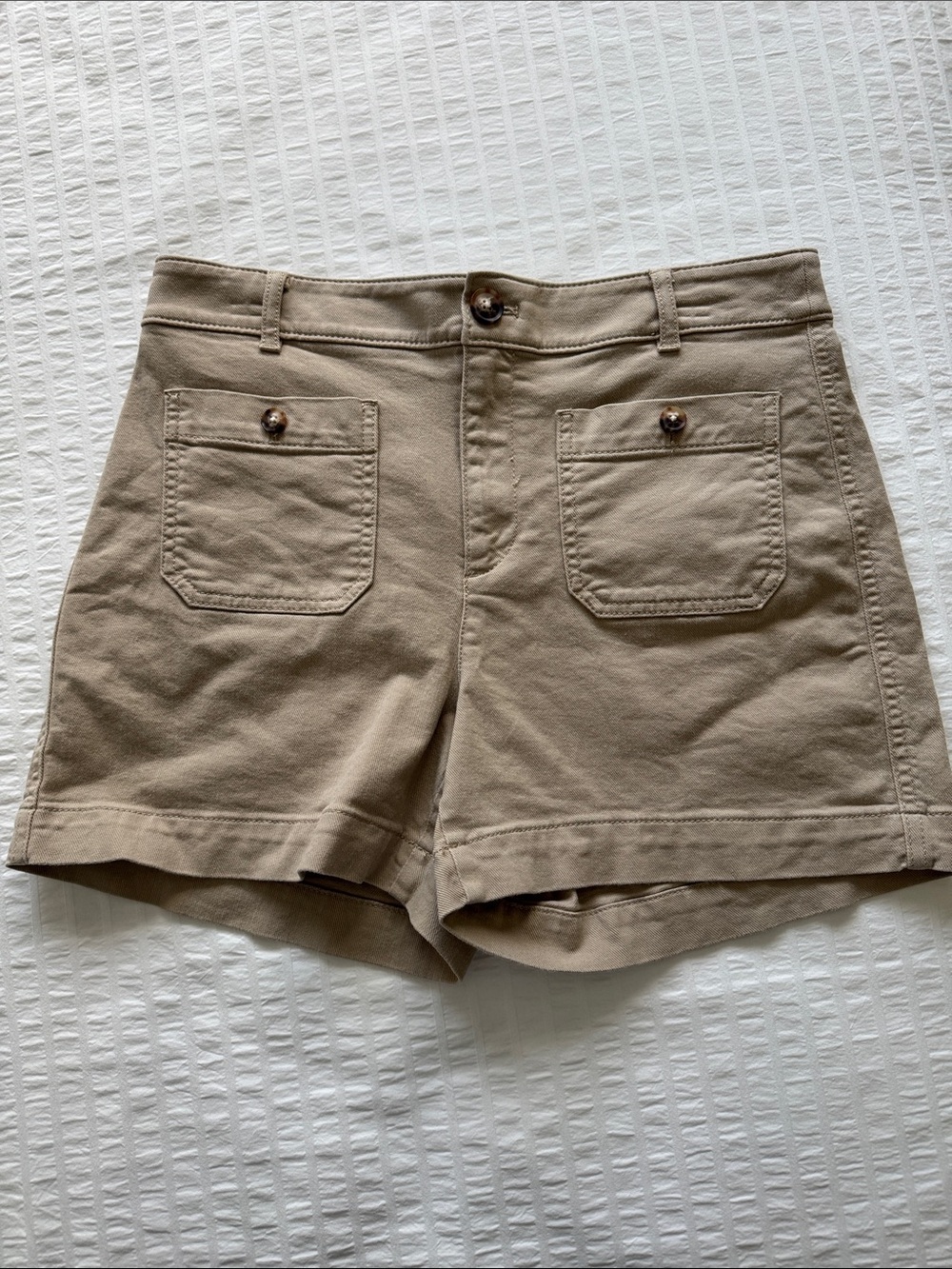 LOFT Palmer twill Shorts in size 4